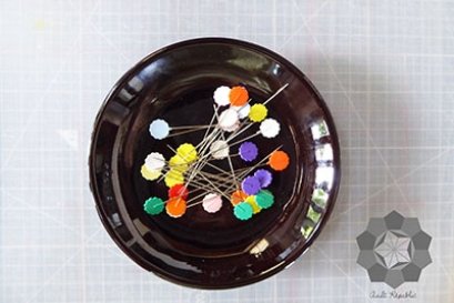 จานแม่เหล็กเก็บเข็ม