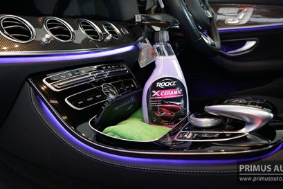 สเปรย์เคลือบฟิล์มแก้ว ROCKZ X CEREAMIC ฉีดทำความสะอาดพร้อมเคลือบภายในรถยนต์ New Mercedes Benz E Class