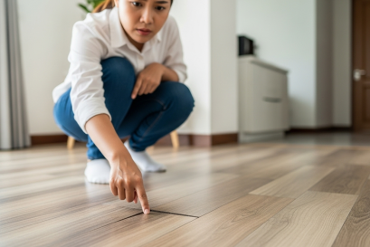 กระเบื้องยางหดตัว สาเหตุ วิธีแก้ไขและการป้องกัน