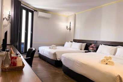 Quadruple Room (2 Doublebed)