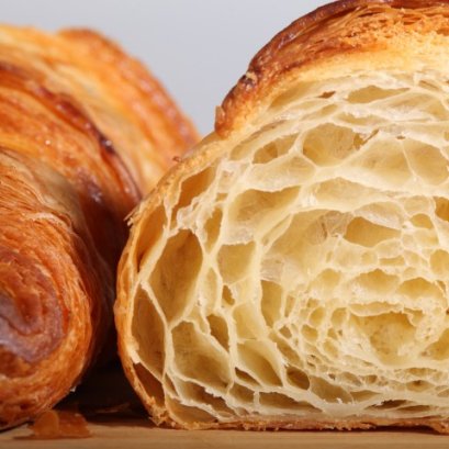 ทำครัวซองต์ให้ปัง แจกสูตรครัวซองต์ฝรั่งเศส พร้อมเทคนิคแบบละเอียด - Classic French Croissant Recipe