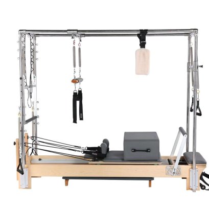 Reformer with full trapeze