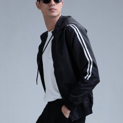 เสื้อผ้าสามัญประจำตู้ผู้ชายไทยสไตล์ Tepp Simply [Tepp Lifestyle]