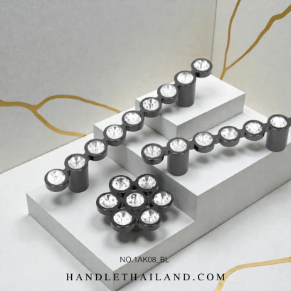 เซ็ทมือจับ ปุ่มจับเพชร (ซิงค์) สีดำเงา  size 64,96 mm. 1AK08-BL