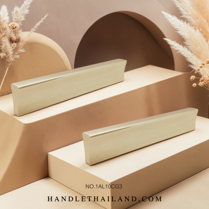 มือจับ (อะลูมิเนียม) วีลาย สีแชมเปญโกลด์ size. 96,128 mm. 1AL10CG3