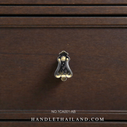 มือจับโบราณ (ซิงค์) สีดำ-เหลือง 32x54 mm. 1CA001