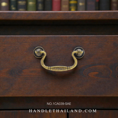 มือจับโบราณ (ซิงค์) สีดำ-เหลือง 80x100 mm. 1CA039-SAE