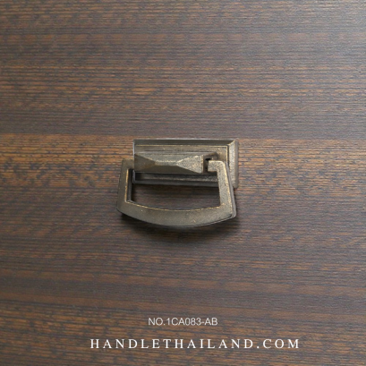 มือจับโบราณ (ซิงค์) สีดำ-เหลือง 68x41 mm. 1CA083-AB