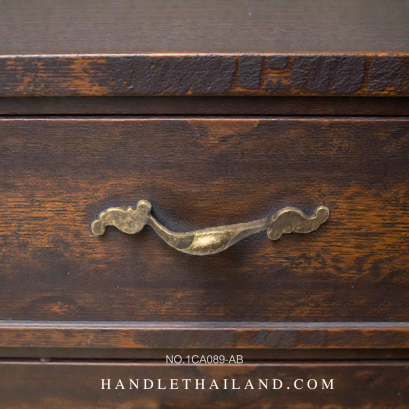 มือจับโบราณ (ซิงค์) สีดำ-เหลือง 45x26 mm. 1CA089-AB