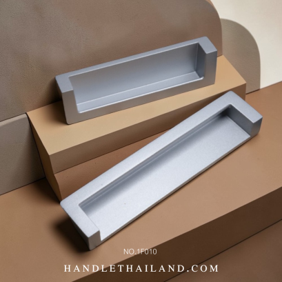 มือจับฝัง (อะลูมิเนียม) สีบรอนซ์ size 96,128 mm. 1F010