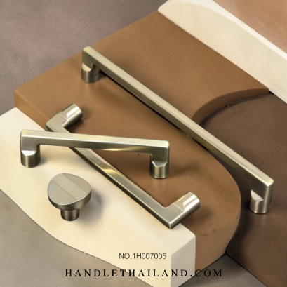 มือจับ (ซิงค์) สีทอง size 96,128,192 mm. 1H0070