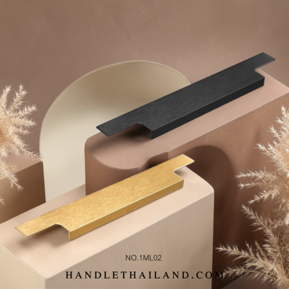 มือจับ (อะลูมิเนียม) สีดำด้านแฮร์ไลน์,ทองแฮร์ไลน์ 247 mm. 1ML02