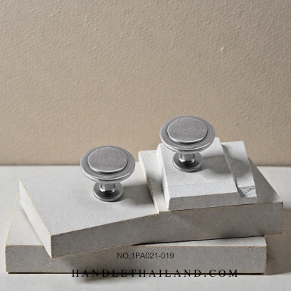 ปุ่มจับ (ซิงค์) สีดำด้าน, ดำ-เงิน 32x27mm. 1PA021