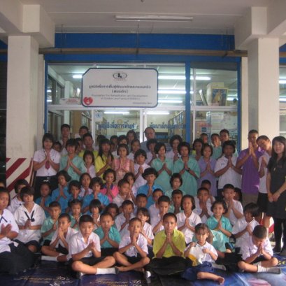 ทุนการศึกษา...เพื่อน้องผู้ด้อยโอกาสและขาดแคลน