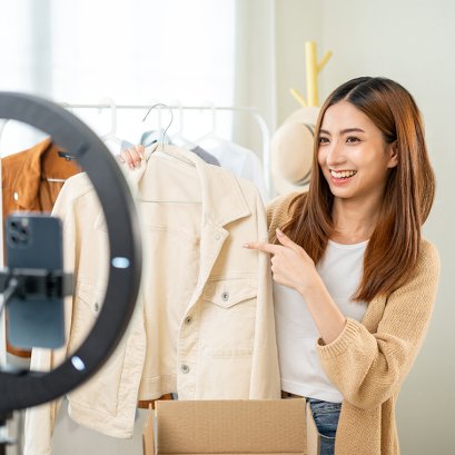 เสื้อแฟชั่น