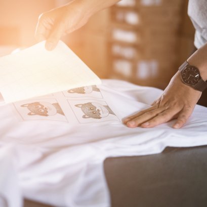 5 เทคนิคการพิมพ์ลายผ้า ที่น่าสนใจ! ผลิตงานผ้าพิมพ์ลายสวย ๆ ที่โดดเด่นเหนือใคร