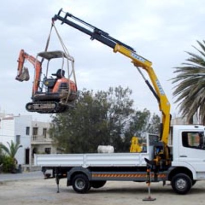 เครนพับขนาดเล็กรุ่น Effer 100