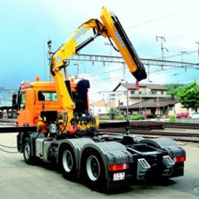 เครนพับขนาดกลางรุ่น Effer 250