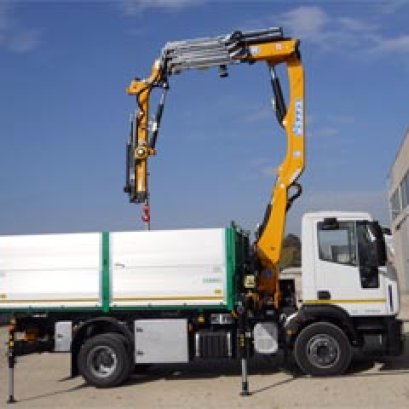 เครนพับขนาดเล็กรุ่น Effer 130