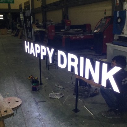 ตัวอักษรไฟ LED