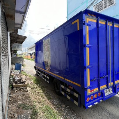 สติ๊กเกอร์ติดรถ