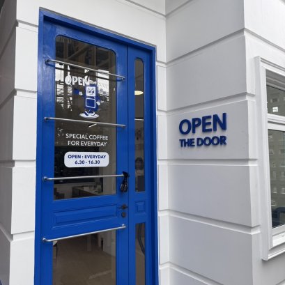 ตัวอักษรพลาสวูดทำสี