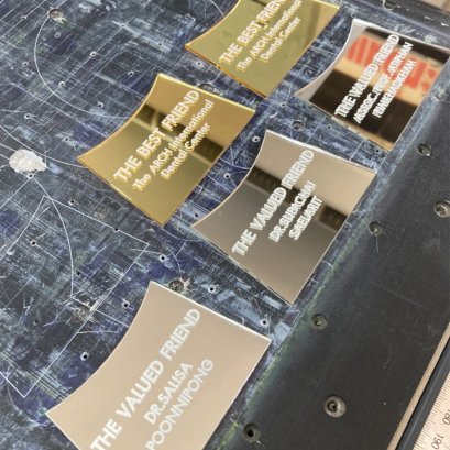 พิมพ์ UV บนอะคิลิค