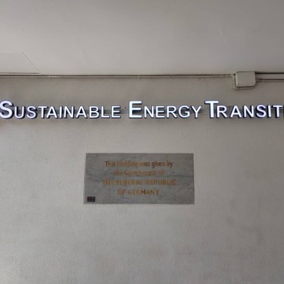 ตัวอักษรไฟ LED