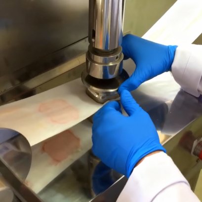 5 ขั้นตอนการสร้างแบรนด์กับโรงงานรับผลิตแป้งพัฟ มือใหม่เริ่มต้นอย่างไรให้ปัง?