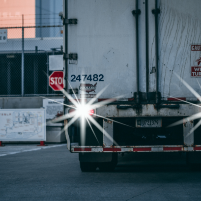 สัญญาณไฟ จากรถบรรทุก รู้ไว้ปลอดภัยแน่