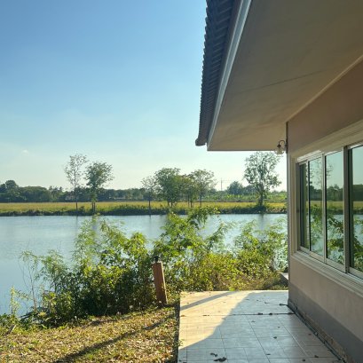 ห้องดีลักซ์พร้อมวิวทะเลสาบ