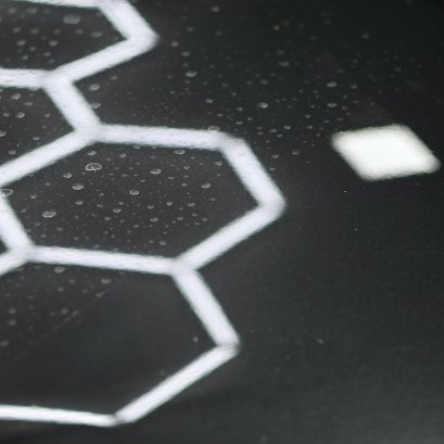 รถเป็นรอยคราบน้ำ คราบน้ำบนกระจก มีวิธีแก้ไขยังไง ?