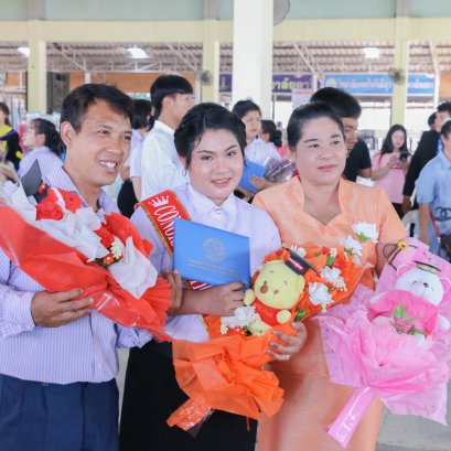 พิธีมอบประกาศนียบัตรแก่ผู้สำเร็จการศึกษา ปีการศึกษา 2563