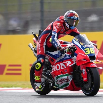 "ก้อง-สมเกียรติ" บิดเข้าป้ายที่ 17 โมเตกิ