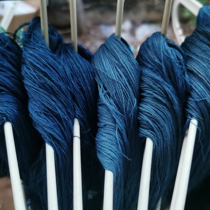 จากภูมิปัญญาท้องถิ่น สู่ผ้าครามร่วมสมัย ในสไตล์อิมปานิ