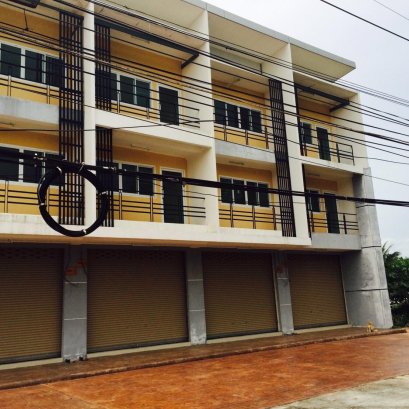 งานก่อสร้างอาคารพาณิชย์