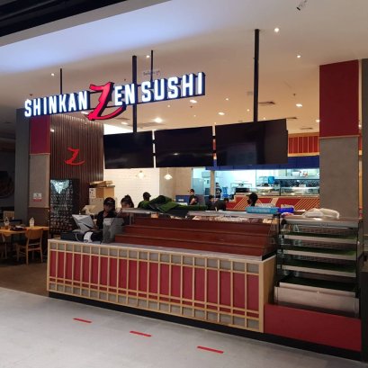 ควบคุมงาน Shinkanzen Sushi โรบินสัน 
