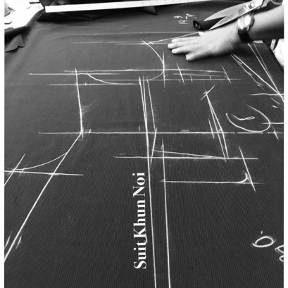  ร้านสูทคุณน้อย ตัดชุดสูทยูนิฟอร์ม B2B มาตรฐานระดับมืออาชีพ