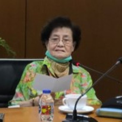 华侨中医院举办“王艳粧中医师退休”欢送会