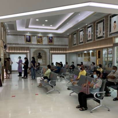 华侨中医院日门诊量突破千人