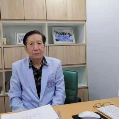 “小针刀”最早发明和实践者--华侨中医院骨伤推拿科中医师 李宗民