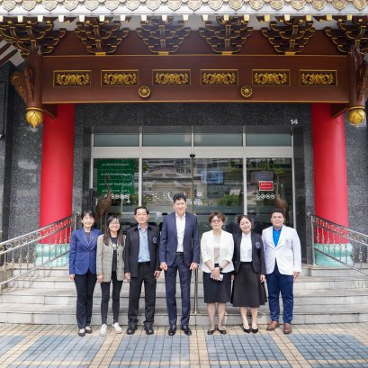 上海中医药大学附属龙华医院院长陈昕琳领导团一行莅临参访