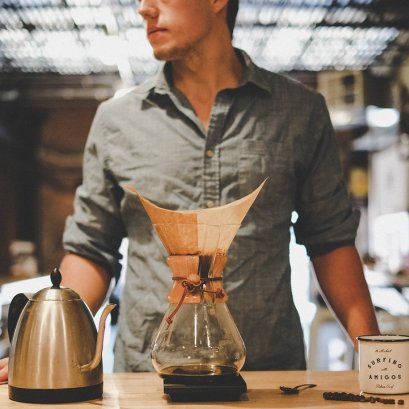 วิธีชงกาแฟเย็นง่ายๆ ไม่เกิน 5 นาที จากอุปกรณ์ chemex 