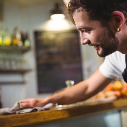 รู้หรือไม่ว่า ผ้าทำความสะอาดแต่ละสีควรใช้เช็ดอะไรบ้าง?