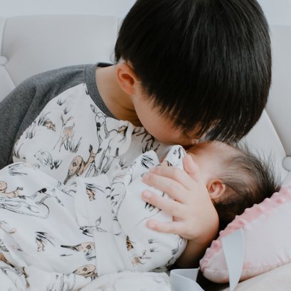 COMING HOME: PREPARING THE OLDER CHILD FOR THE ARRIVAL OF THE BABY