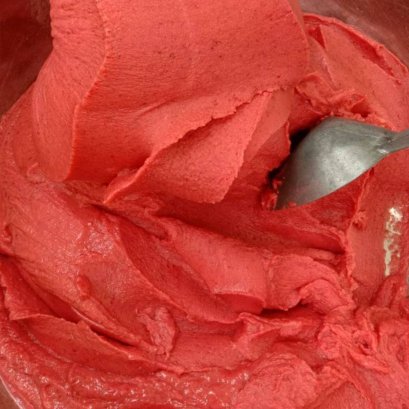 สตรอว์เบอร์รีบด