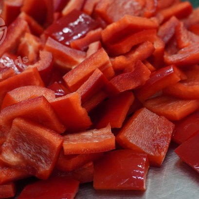 พริกหวานแดงหั่นเต๋า