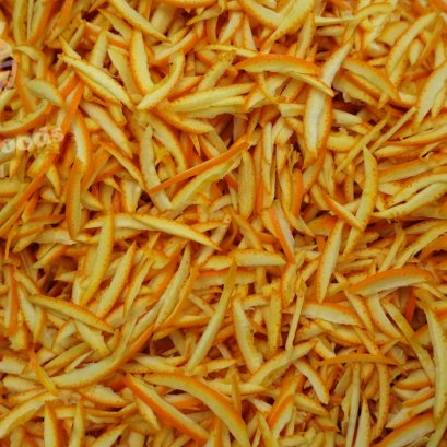 เปลือกส้มนาเวลหั่นเส้น