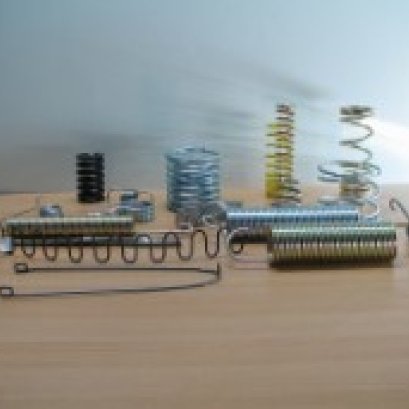 ความแตกต่างระหว่างลวดสปริง SWC และ SWPB