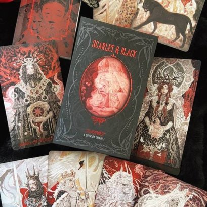 SCARLET AND BLACK TAROT